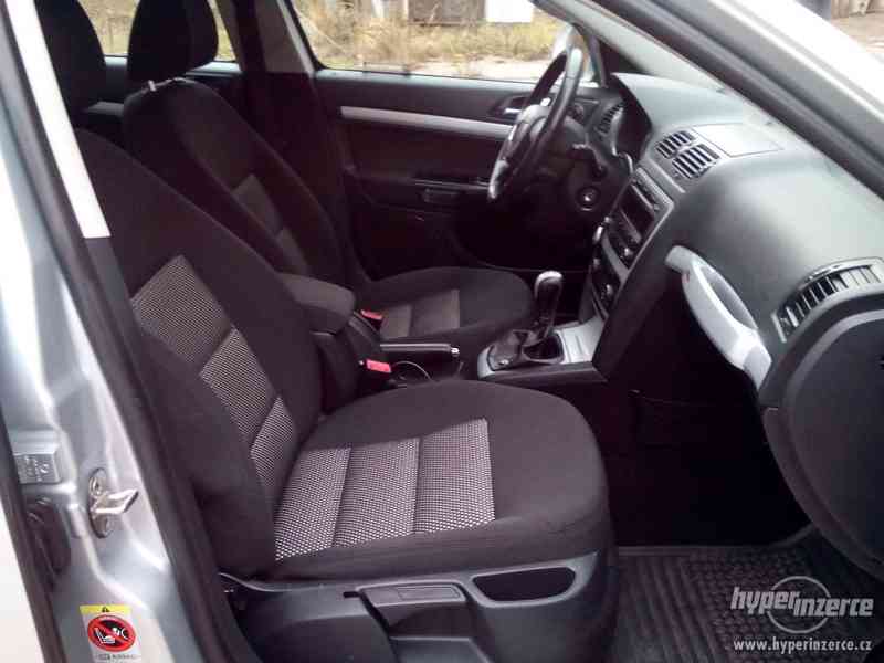 Škoda Octavia Scout,4x4 2.0TDi, rv. 2010 - foto 19