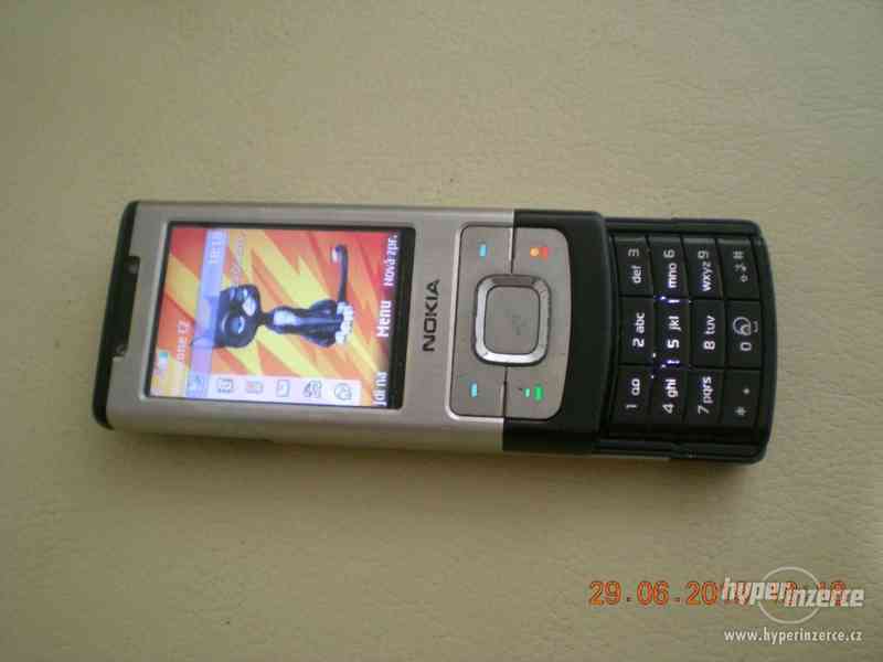 Nokia 6500s z r.2007 - výsuvné telefony s kovovými kryty - foto 3