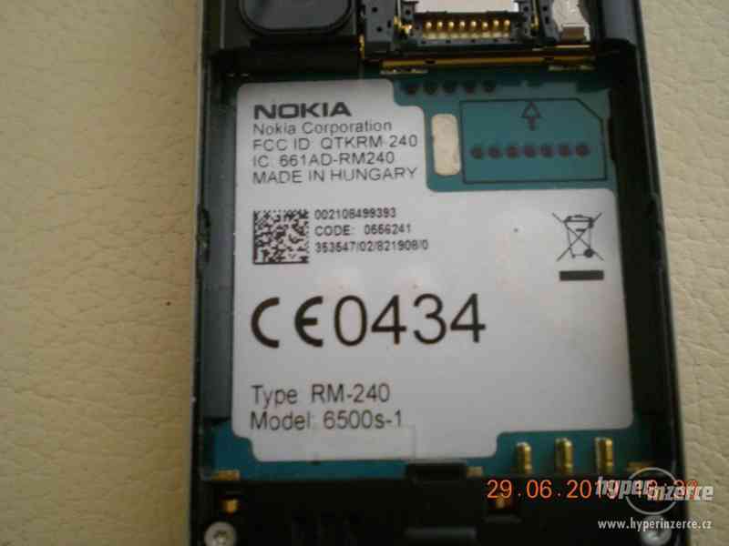 Nokia 6500s z r.2007 - výsuvné telefony s kovovými kryty - foto 32