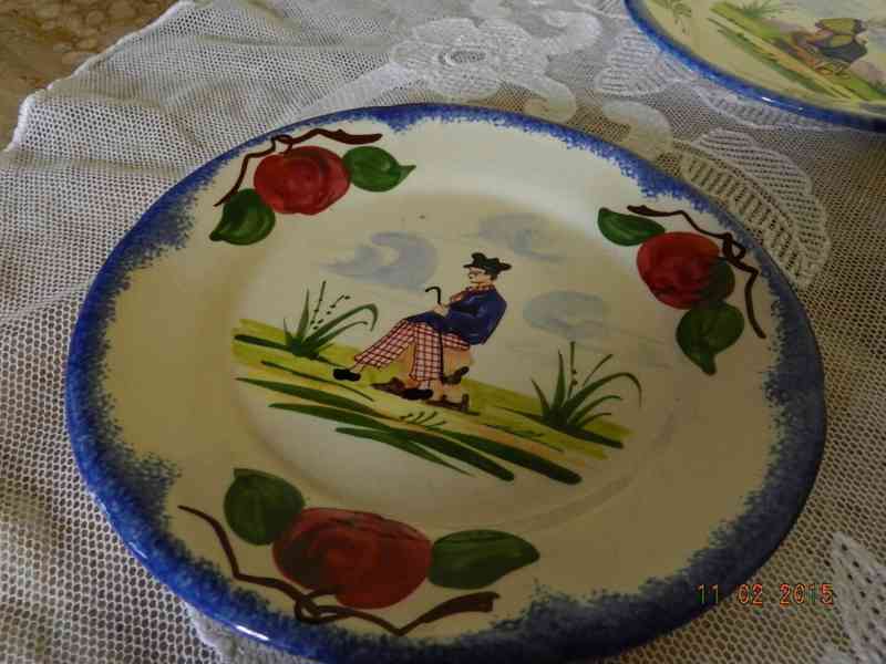 Sada krásné staré ručně malované talíře - Francie - foto 5