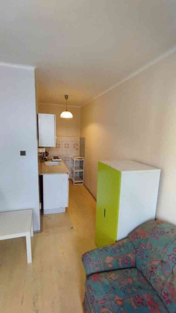 Pronájem garsonky - foto 7