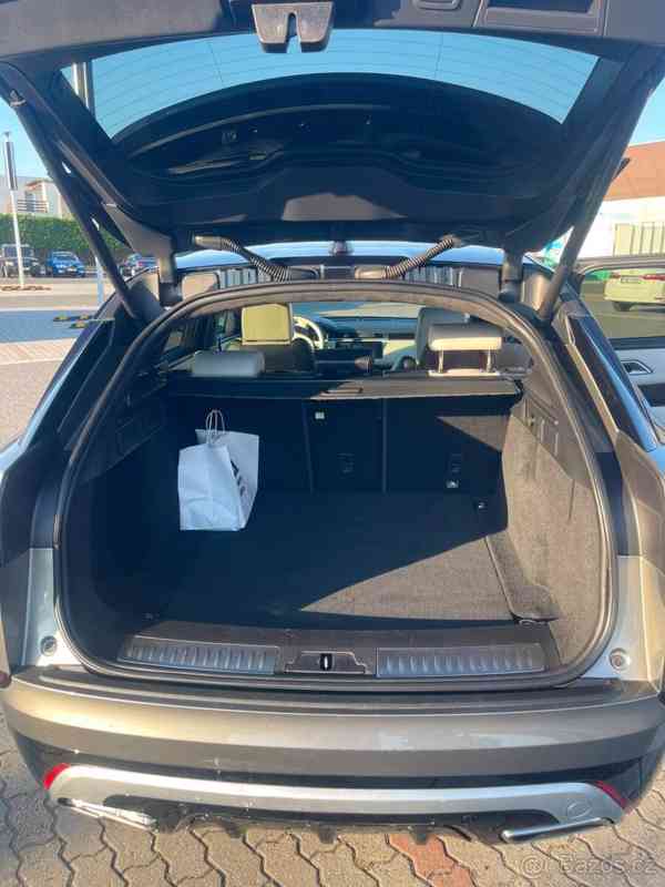 Land Rover Range Rover Velar 3,0   v nejvyšším stupni výbavy - foto 4