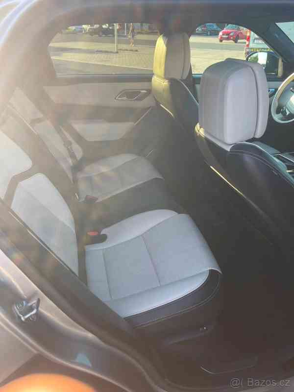 Land Rover Range Rover Velar 3,0   v nejvyšším stupni výbavy - foto 5