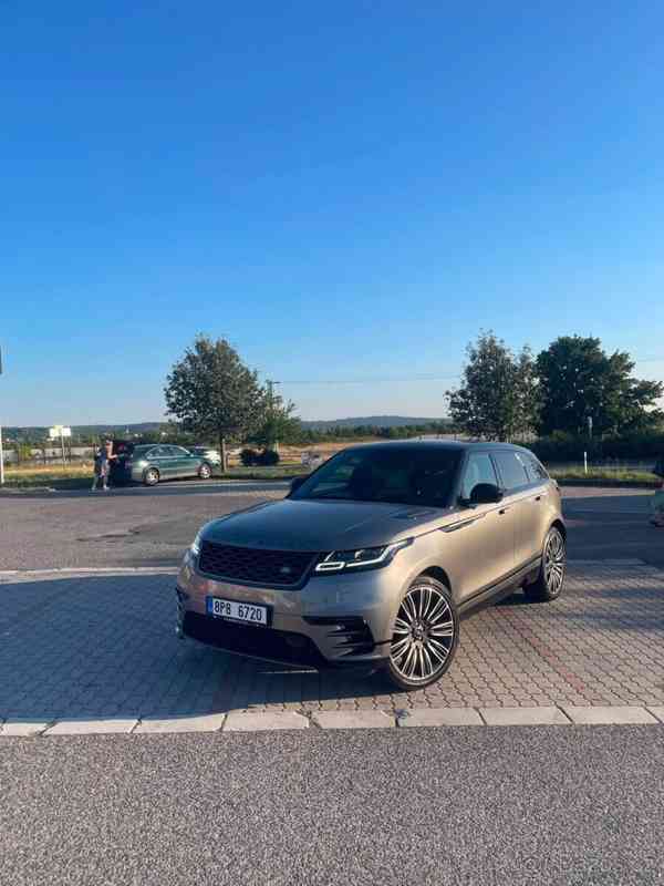 Land Rover Range Rover Velar 3,0   v nejvyšším stupni výbavy - foto 1