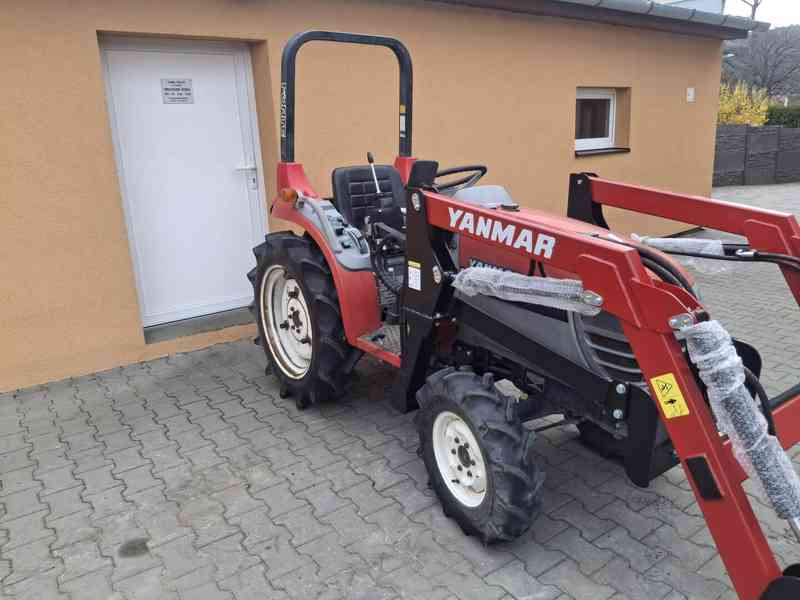 Malotraktor Yanmar AF17 s nakladačem 17 HP, 4x4 - foto 6