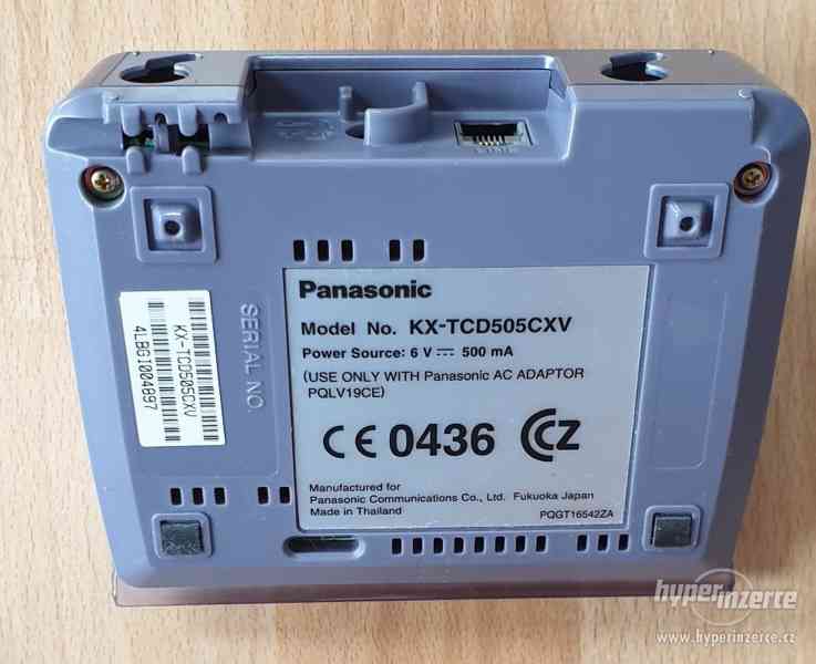 Bezdrátový domácí telefon Panasonic KX-TCD 505 CXV DECT - foto 3