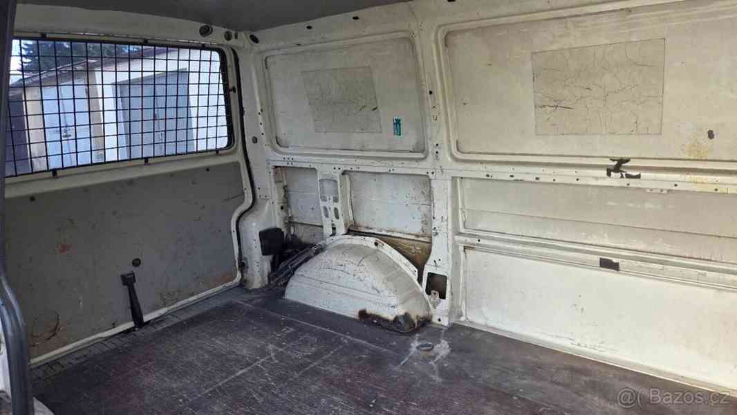 Volkswagen Transporter 2,5   T4 r.v.2001 - foto 11