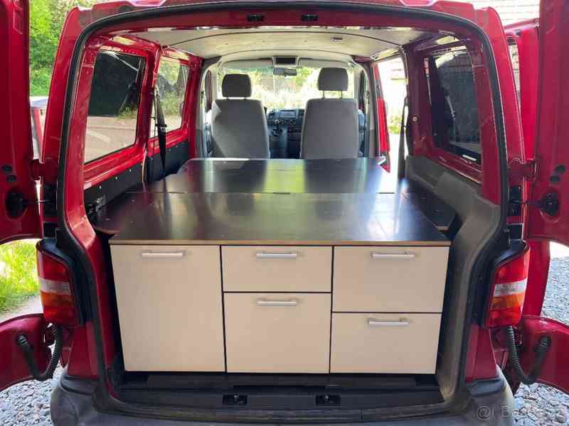 Volkswagen Transporter 1,9 TDI Mobilní obytná vestavba - foto 17