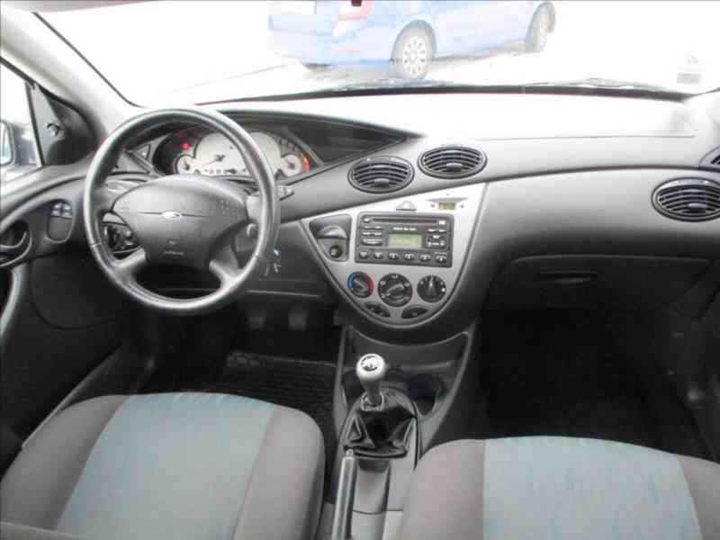 Ford Focus 1,6 16V FUTURA - foto 5