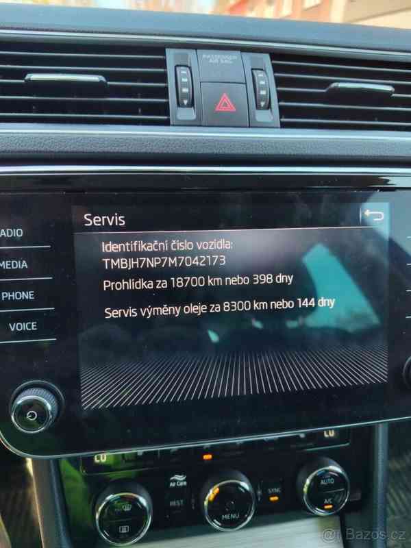 Škoda Superb 2,0 - foto 20