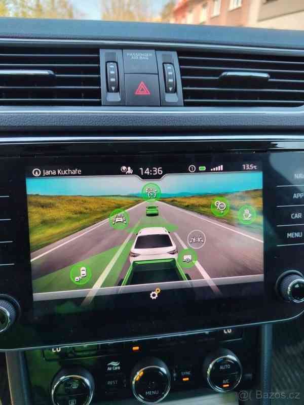 Škoda Superb 2,0 - foto 10