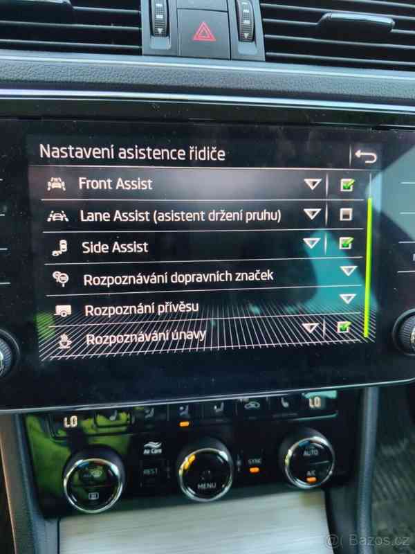 Škoda Superb 2,0 - foto 8