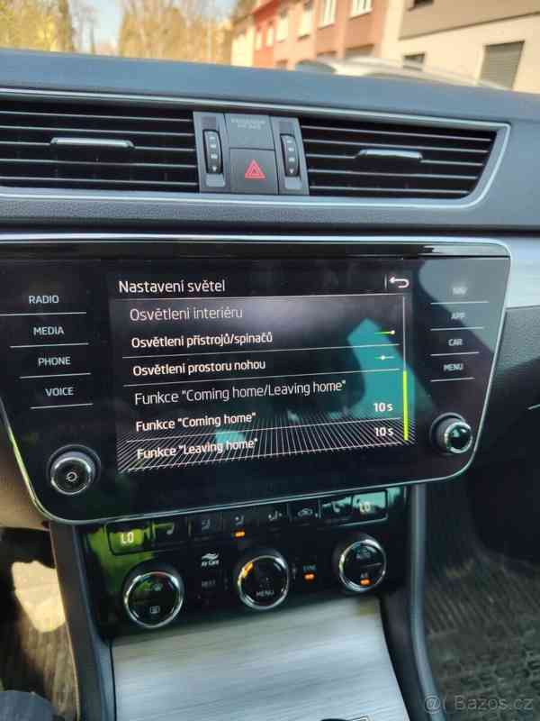 Škoda Superb 2,0 - foto 13