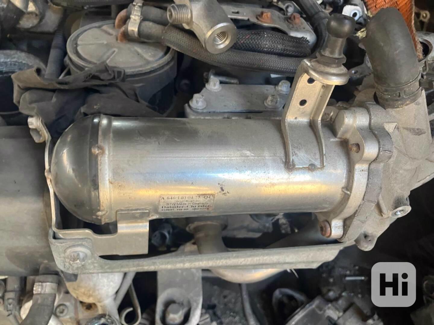 Mercedes C W204 chladič EGR A6461400475 - foto 1