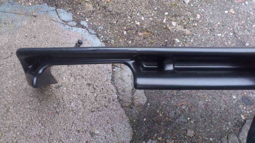 BMW E36 difuzor zadního nárazníku. - foto 3
