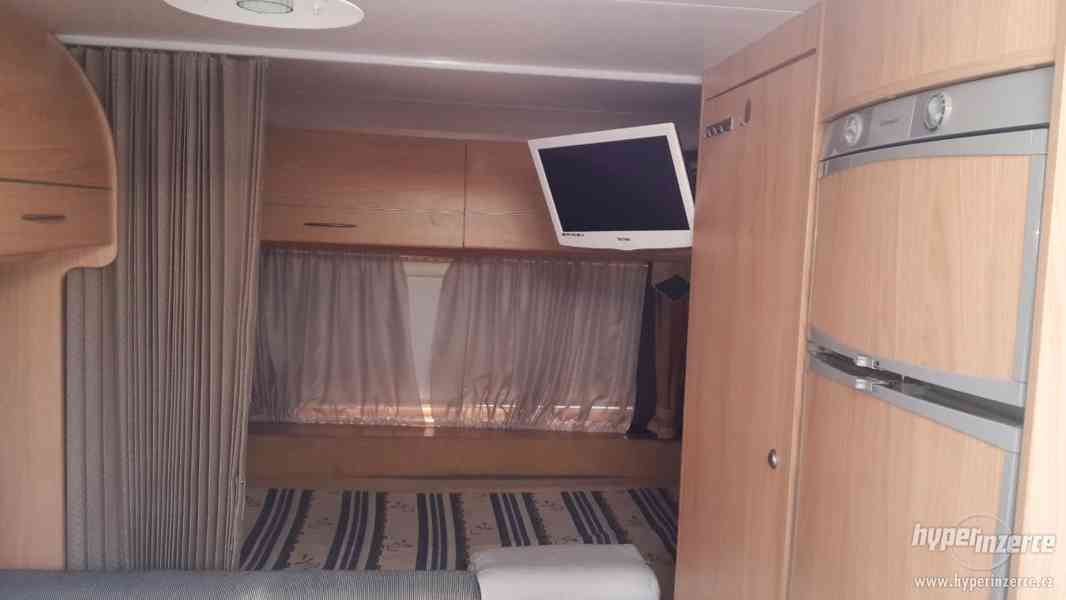 Prodám karavan Burstner Belcanto 500 TK-markýza,SAT,palandy - foto 6