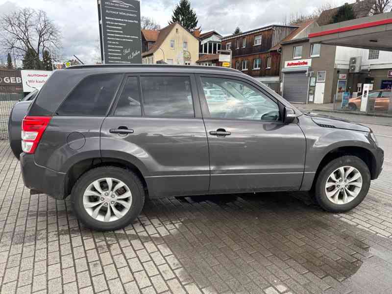 Suzuki Grand Vitara 2.4i Comfort benzín 124kw - foto 6