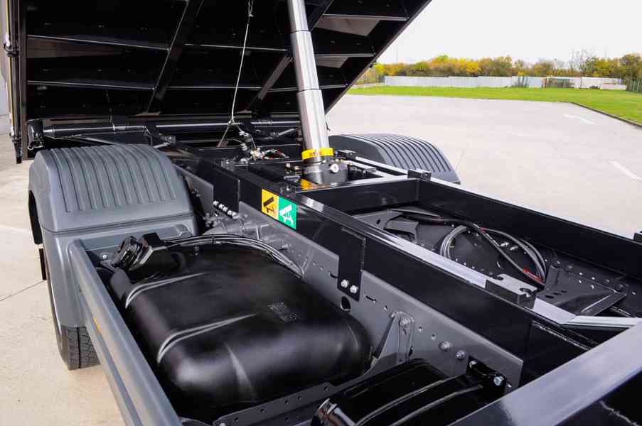 MERCEDES ATEGO 1222 TŘÍSTRANNÝ SKLÁPĚČ HYDRAULICKÁ RUKA EU4 - foto 89