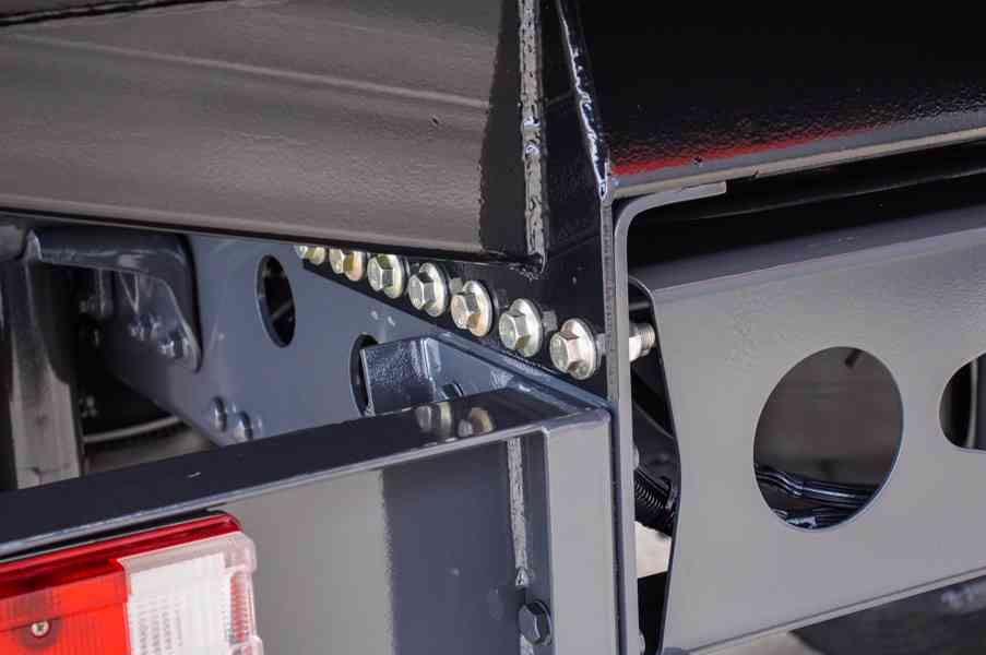 MERCEDES ATEGO 1222 TŘÍSTRANNÝ SKLÁPĚČ HYDRAULICKÁ RUKA EU4 - foto 28