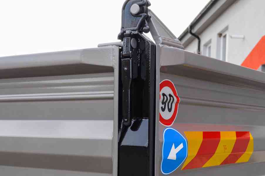 MERCEDES ATEGO 1222 TŘÍSTRANNÝ SKLÁPĚČ HYDRAULICKÁ RUKA EU4 - foto 32
