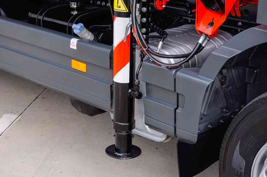 MERCEDES ATEGO 1222 TŘÍSTRANNÝ SKLÁPĚČ HYDRAULICKÁ RUKA EU4 - foto 14
