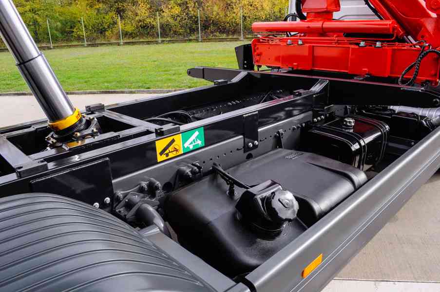 MERCEDES ATEGO 1222 TŘÍSTRANNÝ SKLÁPĚČ HYDRAULICKÁ RUKA EU4 - foto 88