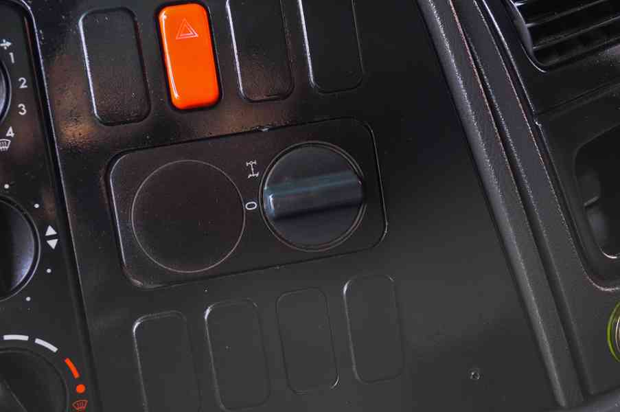 MERCEDES ATEGO 1222 TŘÍSTRANNÝ SKLÁPĚČ HYDRAULICKÁ RUKA EU4 - foto 56