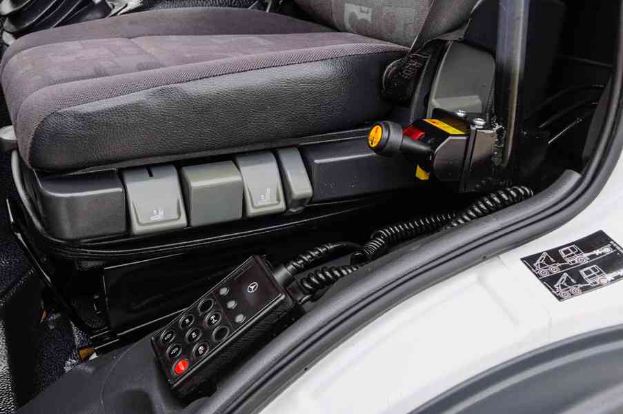 MERCEDES ATEGO 1222 TŘÍSTRANNÝ SKLÁPĚČ HYDRAULICKÁ RUKA EU4 - foto 54