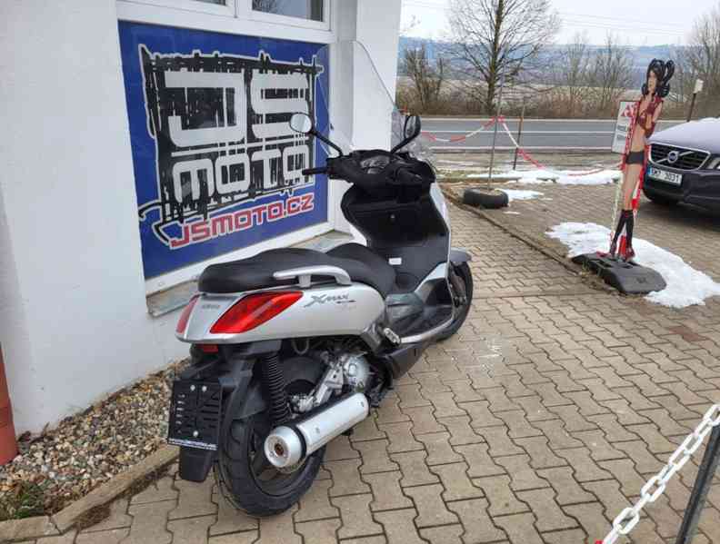 Yamaha X-Max 250 - foto 3