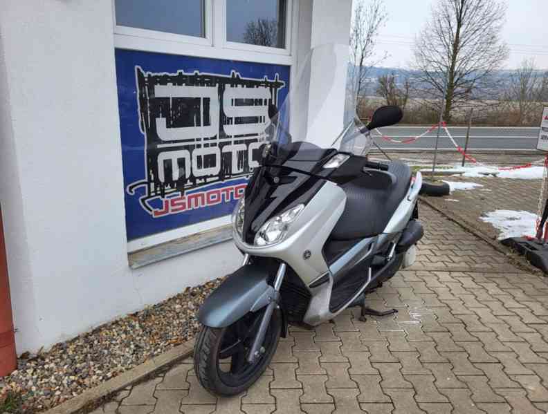 Yamaha X-Max 250 - foto 4