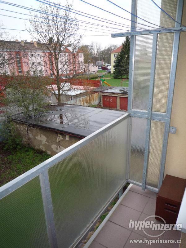 Prodej bytu 2+1/L,3.patro,60m2, Praha Uhříněves, V Bytovkách - foto 13