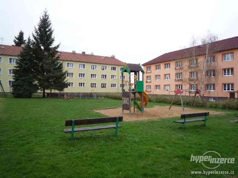 Prodej bytu 2+1/L,3.patro,60m2, Praha Uhříněves, V Bytovkách - foto 16