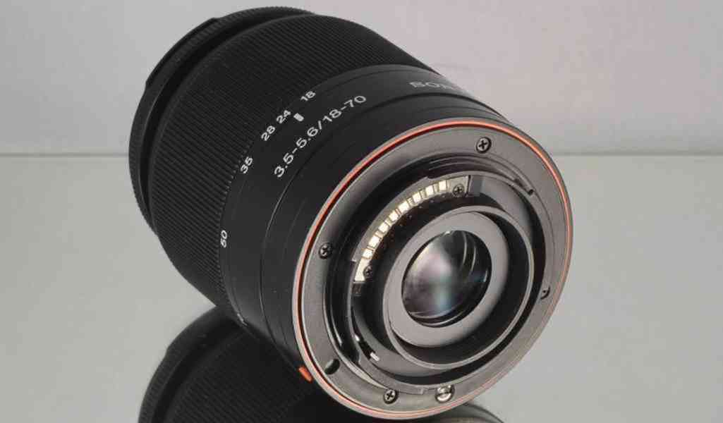 Sony DT 18-70mm F3,5-5,6 MACRO *APS-C Zoom*A-mount*SKY FILTR - foto 4