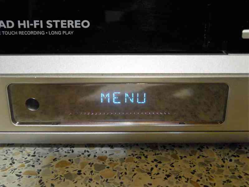 📼>📀VHS-DVD rekordér PHILIPS DVDR3430 - foto 9