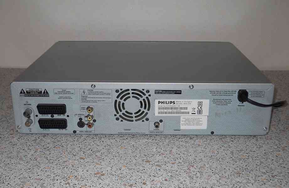 📼>📀VHS-DVD rekordér PHILIPS DVDR3430 - foto 7