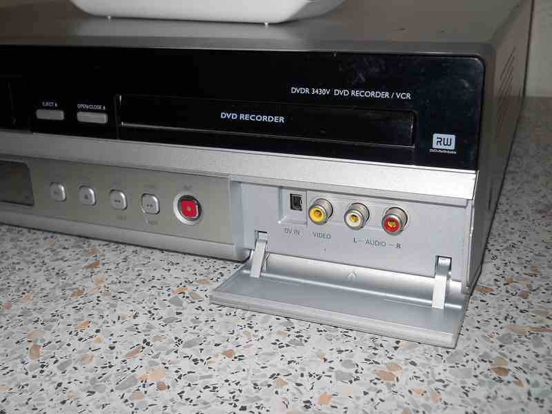 📼>📀VHS-DVD rekordér PHILIPS DVDR3430 - foto 3