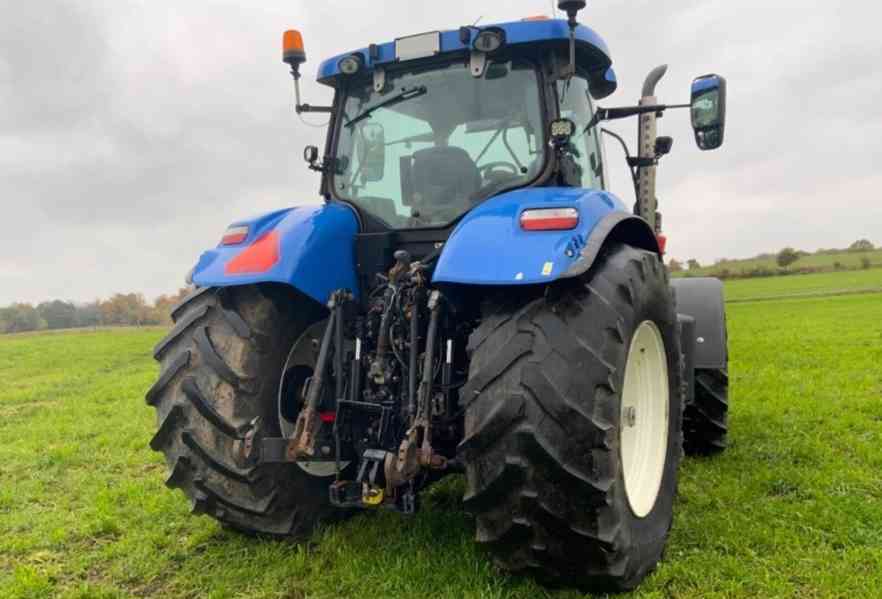 2016 New Holland T7.235 - foto 4