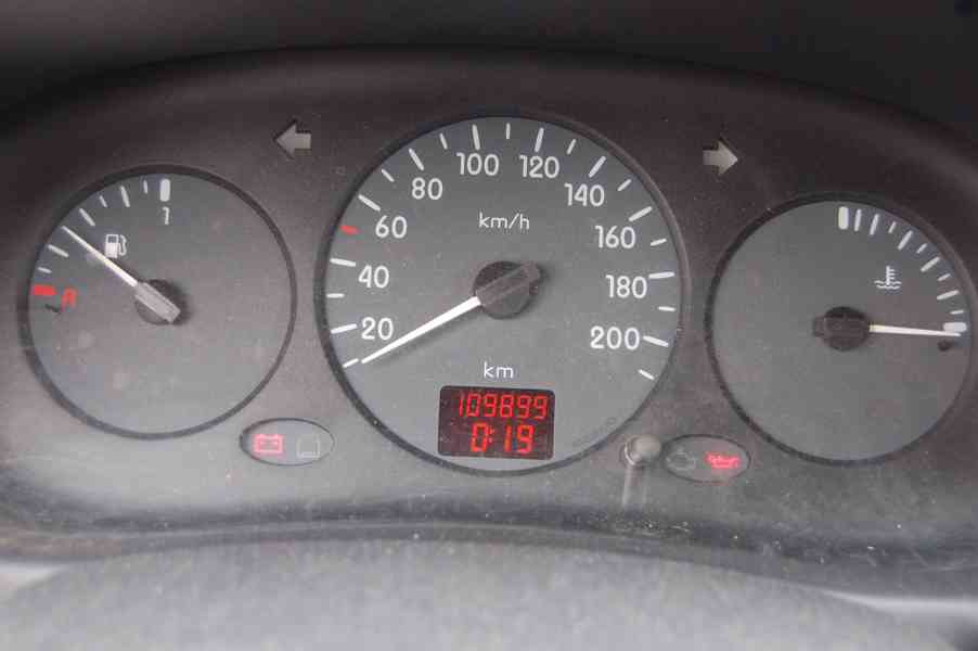 Koupím motor Renault Thalia(Clio II) 1,4i/55kW/8V - foto 5