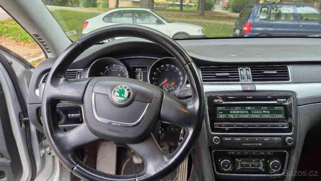 Škoda Superb 1,8   TSi 118Kw r.v.2011 - foto 7