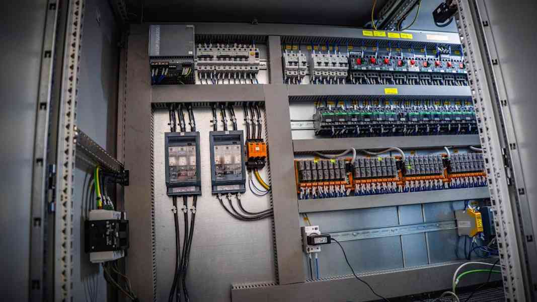 TOS SKIQ 16 CNC / karusel jednostojanový - foto 6