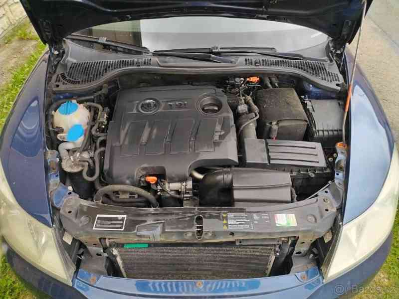 Škoda Octavia 1,6 - foto 6