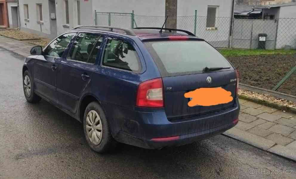 Škoda Octavia 1,6 - foto 2