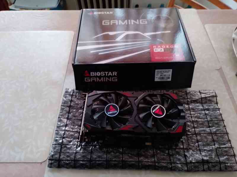 Grafická karta AMD Radeon RX 580  2048 SP - 8 GB