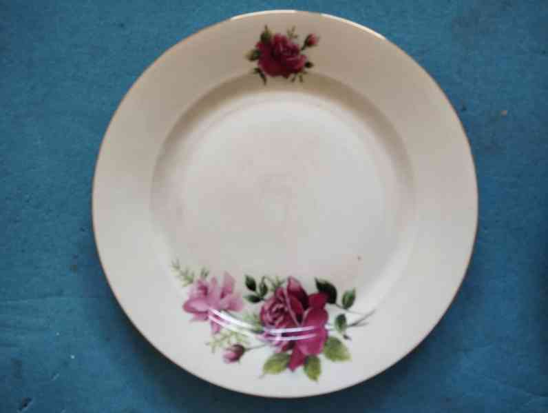 Drobná keramika, sklo, dřevo aj. dle fota - foto 40