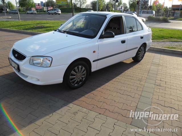Hyundai Accent, 1.3,  39.000 Kč - foto 2