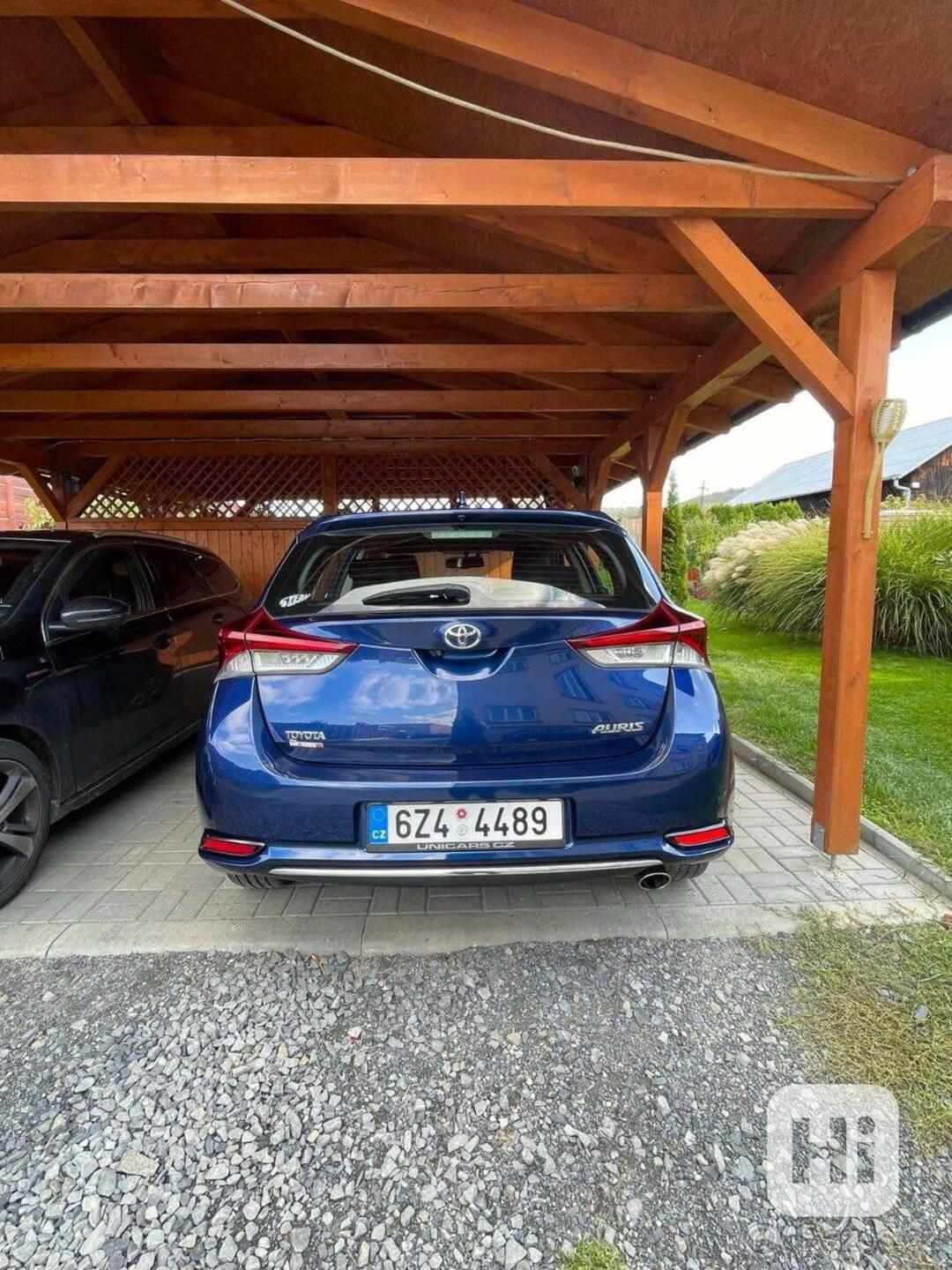 Toyota Auris 1,6   4D, r.v.2016 - foto 1