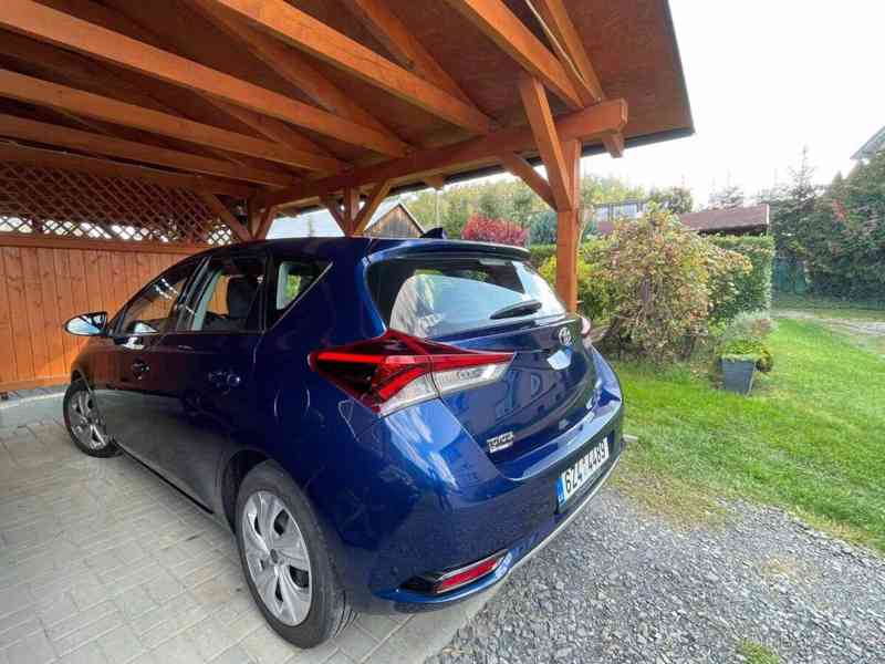 Toyota Auris 1,6   4D, r.v.2016 - foto 4