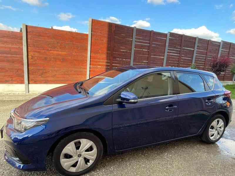 Toyota Auris 1,6   4D, r.v.2016 - foto 8