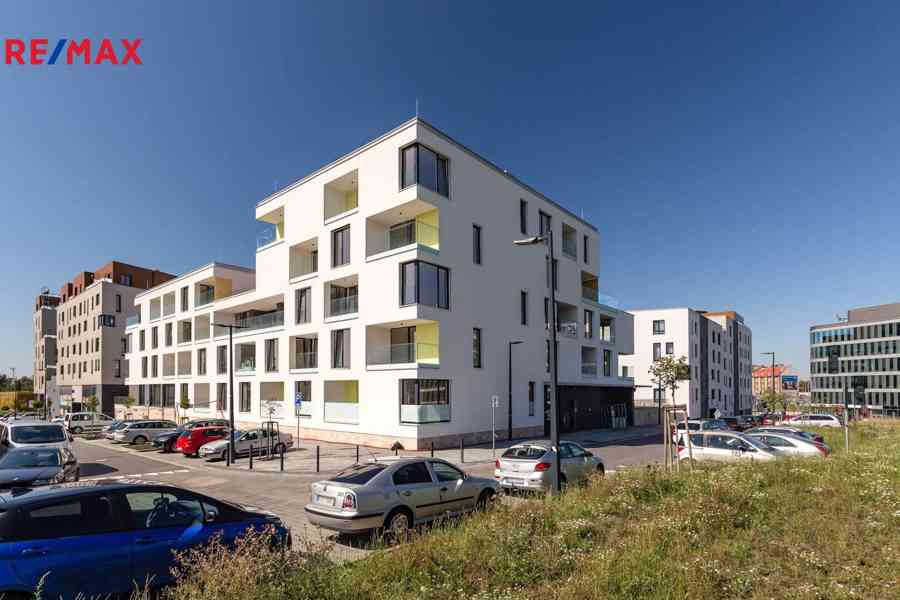 Pronájem bytu 2+kk v Rezidenci Nová Karolina - foto 18