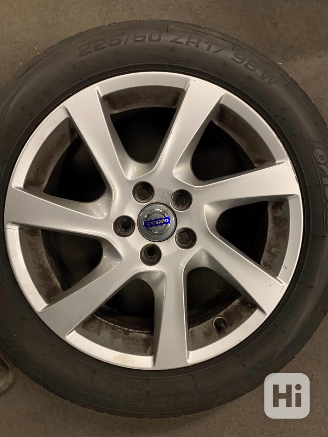 Letní pneumatiky 225/50 R17 Orium na discích Volvo  - foto 1